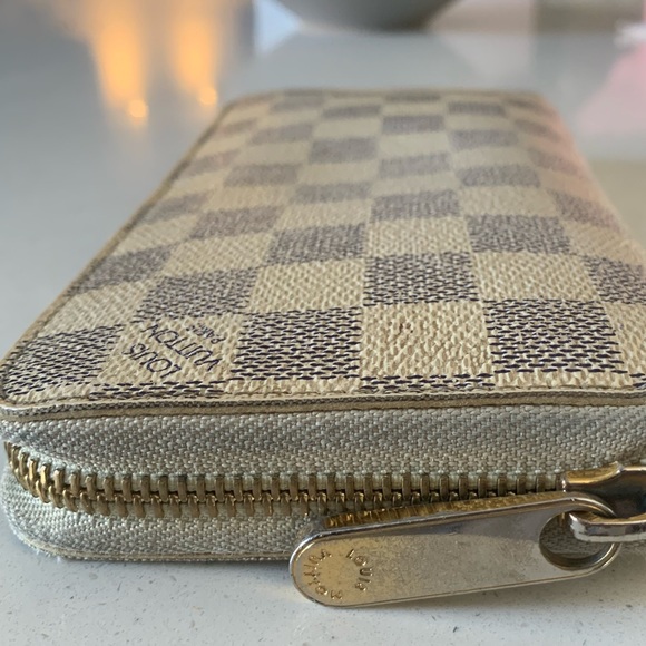 Louis Vuitton Zippy Wallet - Picture 2 of 8